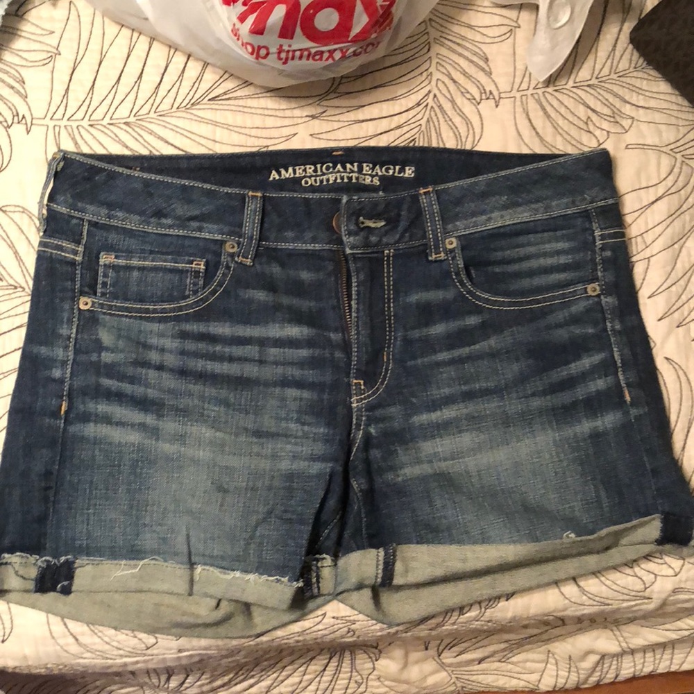 American Eagle Dark wash jeans